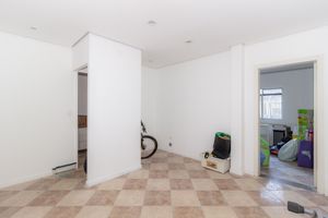 Image 70 - 865103