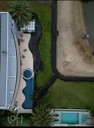 Image 58 - 865110