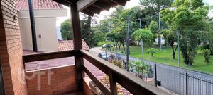 Image 11 - 865138