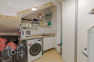 Image 16 - 865161