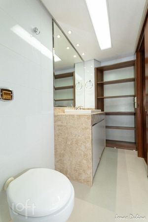 Image 31 - 865165