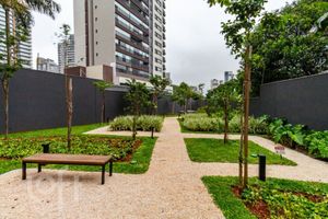 Image 28 - 865166