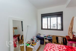 Image 8 - 865204