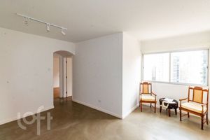 Image 21 - 865234