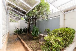 Image 105 - 865244