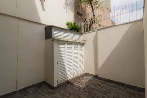 Image 107 - 865244