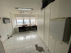 Image 19 - 865254
