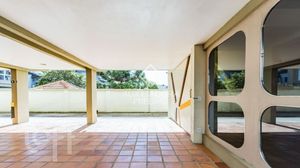 Image 19 - 865257