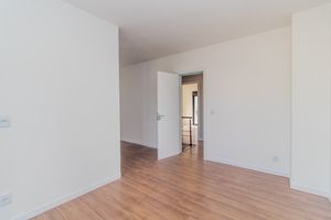 Image 21 - 865273