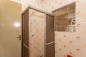 Image 17 - 865292