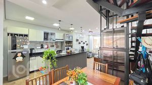 Image 3 - 865294