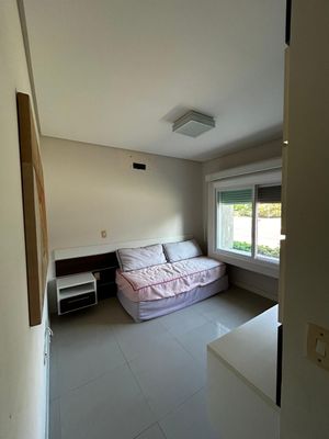 Image 7 - 865317