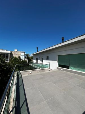 Image 8 - 865317