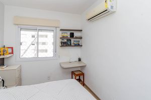 Image 17 - 865319