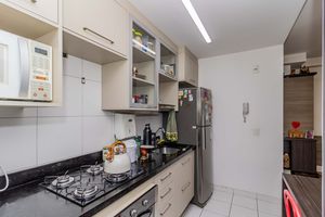 Image 21 - 865319