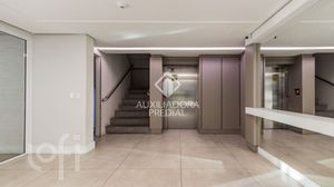Image 36 - 865321