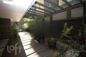 Image 8 - 865379