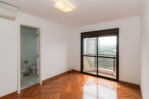Image 38 - 865390