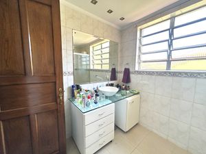 Image 9 - 865411