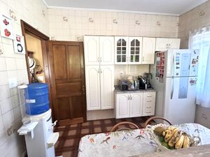 Image 15 - 865411