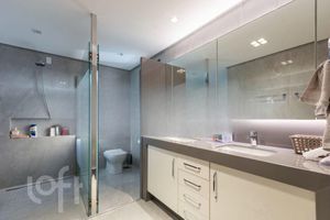 Image 18 - 865418