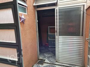 Image 17 - 865431