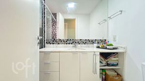 Image 33 - 865462