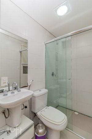 Image 19 - 865542