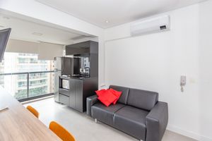 Image 1 - 865569