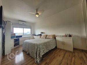 Image 15 - 865572
