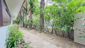 Image 29 - 865615