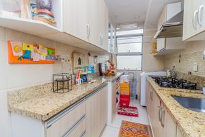 Image 17 - 865627