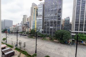 Image 17 - 865628