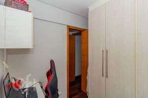 Image 16 - 865629