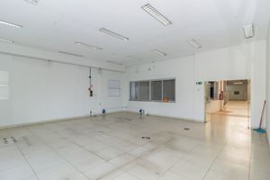 Image 35 - 865634