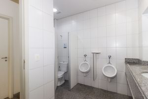Image 5 - 865645