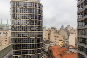 Image 35 - 865645