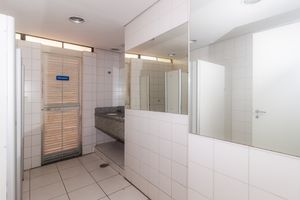 Image 61 - 865645