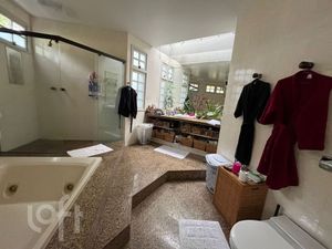 Image 10 - 865647