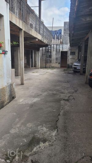 Image 31 - 865658