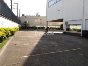 Image 1 - 865663
