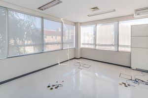 Image 16 - 865666