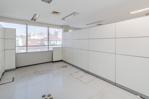 Image 24 - 865666