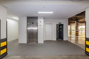 Image 50 - 865666