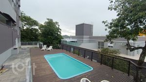 Image 13 - 865679
