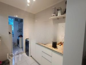 Image 8 - 865679