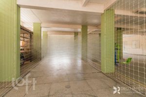 Image 9 - 865687
