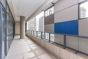 Image 9 - 865728