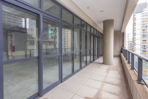 Image 8 - 865728