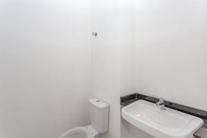 Image 35 - 865728